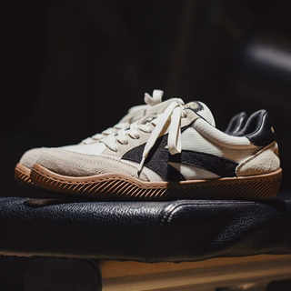 Men's Forrest Gump Flat Sole Design German Madden Thin Sole Training Shoes Breathable Mesh Casual Shoes